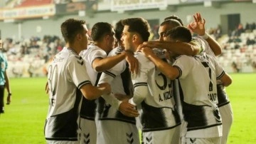 3. Lig ekibi derbide 'şimşek' çaktı! Bu sezon bir ilk oldu