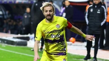 36 yaşındaki Caner Erkin'den sürpriz imza! 1. Lig ekibine transfer oldu