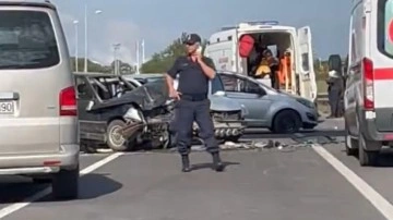 4 araçlık zincirleme kaza: Çok sayıda yaralı var!