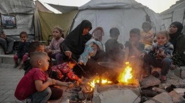 5 çocuğunu kaybedince 36 toruna bakıyor! Gazzeli ninenin yoklukla imtihanı