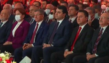 6 parti lideri, 'G&uuml;&ccedil;lendirilmiş Parlamenter Sistem' metnini imzaladı