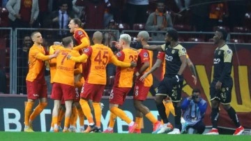6 yıldır Galatasaray'daydı! 30 yaşında kulüpsüz kaldı
