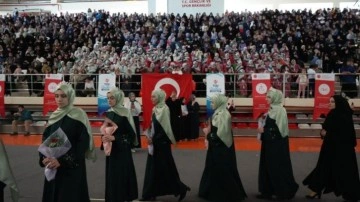 75 erkek, 88’i kız öğrenci hafızlık icazetlerini aldı