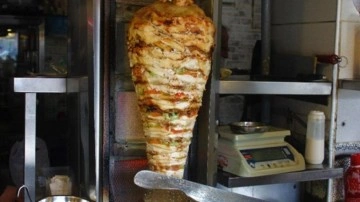 999 kişi zehirlenmişti! Tavuk döner faciasında istenen cezalar belli oldu