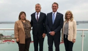 ABD B&uuml;y&uuml;kel&ccedil;isi Flake CHP'li Zeydan Karalar ile bir araya geldi