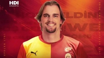 ABD'li yıldız Galatasaray'a geldi, formayı giydi: 1 yıllık sözleşmeyi kaptı