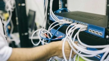 ABD merkezli teknoloji devi duyurdu! 2 bin 700 kişi işten çıkartılıyor