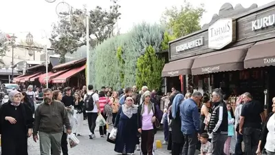 391 yıllık kahvehanede menengiç kahvesi kuyruğu