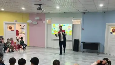 Doğru beslenmenin önemi konusunda bilgilendiriliyor