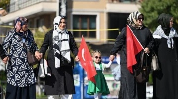 AK Parti Kadın Kolları'ndan "Gazze için sessiz çığlık" etkinliği