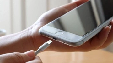 Akıllı telefonunuzu şarj ederken sık&ccedil;a yaptığınız 10 şarj hatası