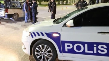 Aksaray polisinden denetim: Araçlar ve şüpheli şahıslar didik didik arandı