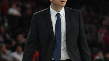 Aliağa Petkimspor’un başantrenörü Özhan Çıvgın oldu