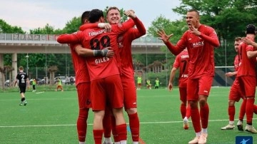 Almanya'da 56 yıllık Türk takımı şampiyon oldu: Tarihe geçtiler