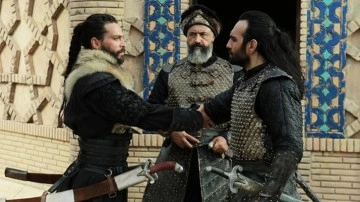 Alparslan Büyük Selçuklu'nun Nizamülmülk'ü Mehmet Özgür sürpriz projeyle dönüyor!