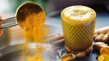 Altın s&uuml;t&uuml;n faydaları nelerdir? Her g&uuml;n altın s&uuml;t i&ccedil;ilir mi?