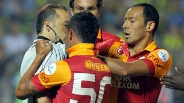 Amatör ligde yeni bir 'Engin Baytar' vakası: 5 kırmızı kart çıktı