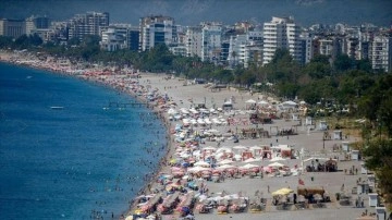 Antalya 18 milyon turist hedefine adım adım yaklaşıyor