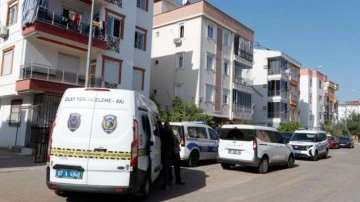Antalya'da eski eş dehşet saçtı: 1'i ağır 2 yaralı