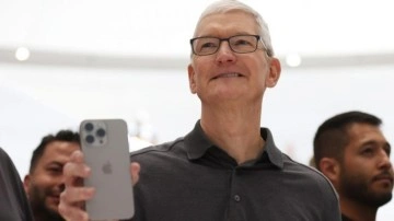 Apple &ccedil;alışanları greve başlıyor: iPhone 15 satışları etkilenebilir!