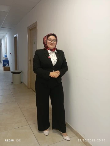 Araştırmacı Gazeteci Öğrenci Sibel TURHAN Katil İsrail'i Hedef Aldı. Ve Türkiye de Yayınlanan Bir diziyi Eleştirdi.