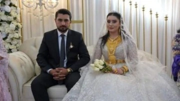 Aşiret d&uuml;ğ&uuml;n&uuml;nde gelinle damada 1,5 milyon liralık takı ve para