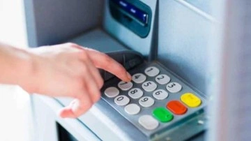 ATM'de sarı tuşun gizemi çözüldü! Ne işe yaradığını duyunca şaşıracaksınız