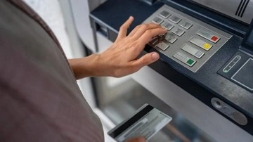 ATM'ler ikiye ayrılıyor: Şube İ&ccedil;i ve Şube Dışı limitleri bambaşka olacak!