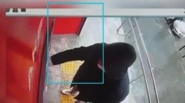 ATM önündeki tuzak! Önce dolandırıyor ardından kılık değiştiriyorlar