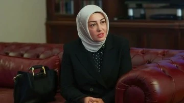 Ayşe Ateş: &ldquo;Artık siyasete atılmayı d&uuml;ş&uuml;n&uuml;yorum&rdquo;