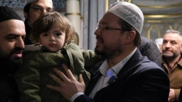 Baba-Oğul Sabah Namazı Buluşmasına y&uuml;zlerce aile katıldı... "Ağacın K&ouml;k&uuml; Emin Ellerde"