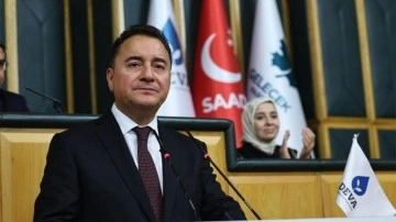 Babacan, resepsiyondaki fotoğrafa tepki gösteren CHP'lilere sert çıktı! Size mi soracağız?