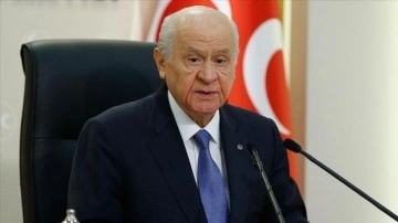 Bahçeli'den '24 Kasım Öğretmenler Günü' mesajı
