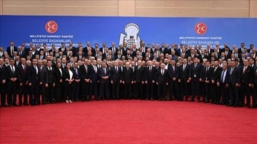 Bahçeli, MHPli belediye başkanlarıyla görüştü