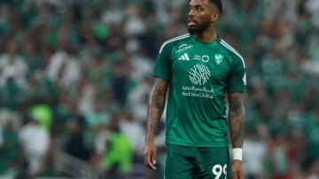 Bahisten ceza alan futbolcu Premier Lig'e transfer oluyor