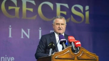 Bakan Bak: Türkiye bir spor devrimi yaşamaktadır