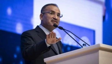 Bakan Bozdağ a&ccedil;ıkladı: Sağlık &ccedil;alışanlarına şiddete karşı yeni adım!