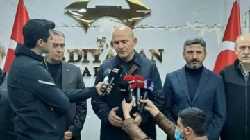 Bakan Soylu deprem b&ouml;lgesinde: İşimizi bitirmeden buralardan &ccedil;ıkmayacağız!