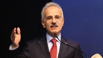 Bakan Uraloğlu: Önümüzdeki aylarda test sürüşleri için raylara indireceğiz
