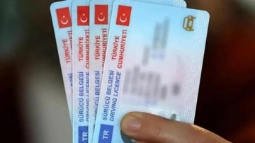 Bakan Yerlikaya uyardı: Eski tip sürücü belgesi olanlar dikkat!