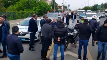 Bakanlığa giden &Uuml;mit &Ouml;zdağ'ın konvoyunu polisler durdurdu!