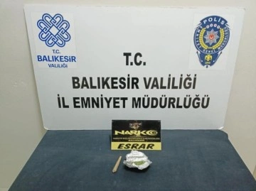 Balıkesir'de ka&ccedil;ak&ccedil;ılık ve narkotik operasyonlarında 42 g&ouml;zaltı