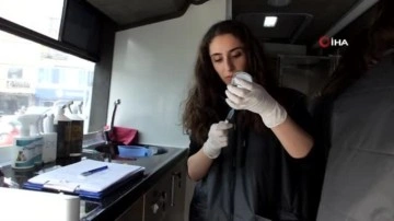 Balıkesir'de sokak hayvanlarına 'VETB&Uuml;S' şefkati