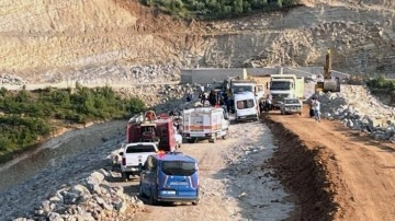 Baraj göleti inşaatında göçük altında kalan işçi hayatını kaybetti