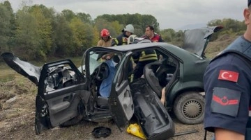 Bartın'dan acı haber geldi! Otomobille tır çarpıştı: Karı koca öldü, 1 kişi yaralandı