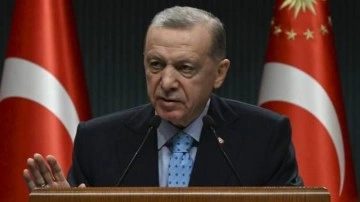 Başkan Erdoğan Abdullah G&uuml;l ve Fatih Erbakan ile telefonda g&ouml;r&uuml;şt&uuml;