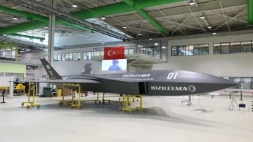 Bayraktar a&ccedil;ık tarih verdi: Kızılelma ne zaman u&ccedil;acak?