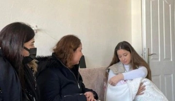 Bebeğine zarar gelir diye aşı olmadı, 19 yaşında koronavir&uuml;se yenik d&uuml;şt&uuml;