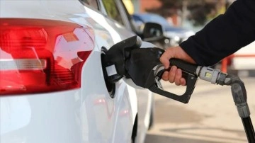 Benzine zam yolda