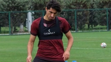 Berkay Özcan, Fatih Karagümrük'e kiralandı